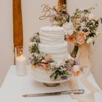 Professional wedding cake makers vaulty manor essex