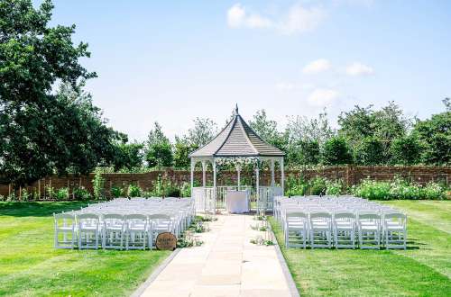 Stunningly beautiful garden weddings setting | Vaulty Manor | Essex